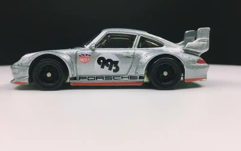 风火轮小车欧洲速度保时捷993gt2_哔哩哔哩_bilibili