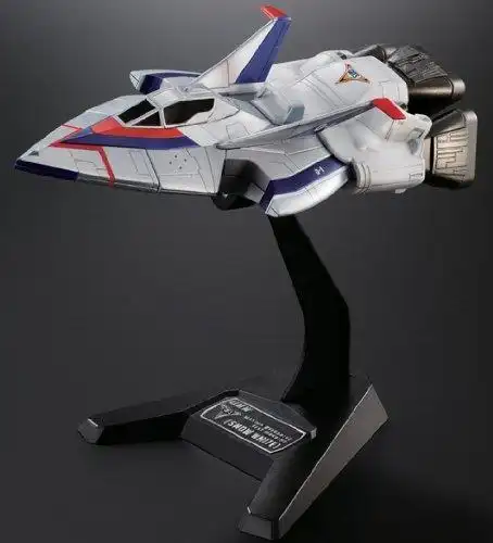 "白雪号"白雪号以胜利飞燕一号为蓝本改装而成的白雪号,首次登场在