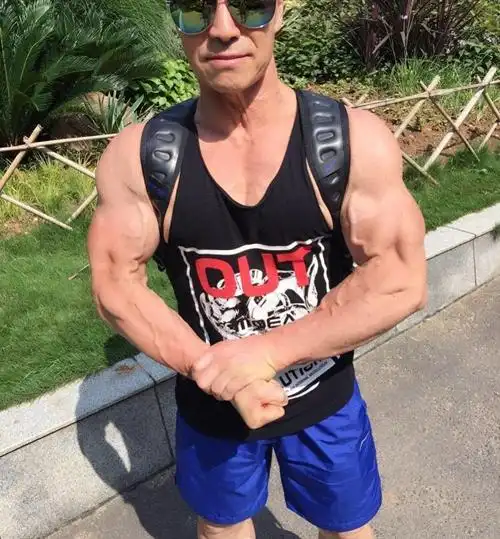 的传奇前辈的经历后,健盒子要说的是:杨新民老师已经与健盒子达成合作