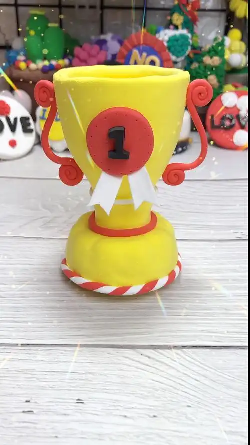 有矿泉水瓶就能做哦#粘土#手工