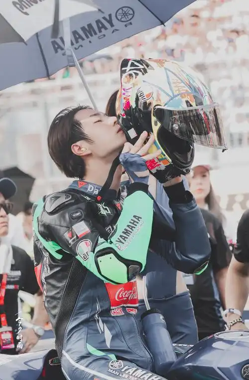 190811 arrc 亚洲公路摩托车锦标赛 @uniq-王一博 cr:logo