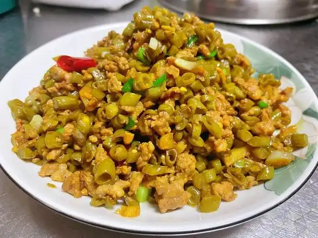 酸豆角炒肉末的做法