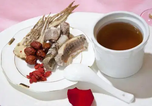 经常熬夜的人,多吃什么食物好?