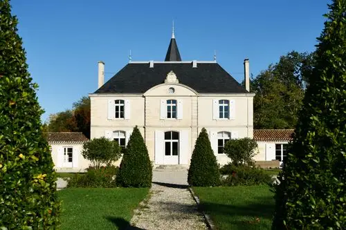 买下一座法国波尔多葡萄园酒庄需要多少钱