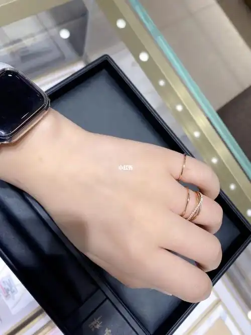 「老凤祥」·18k金戒指