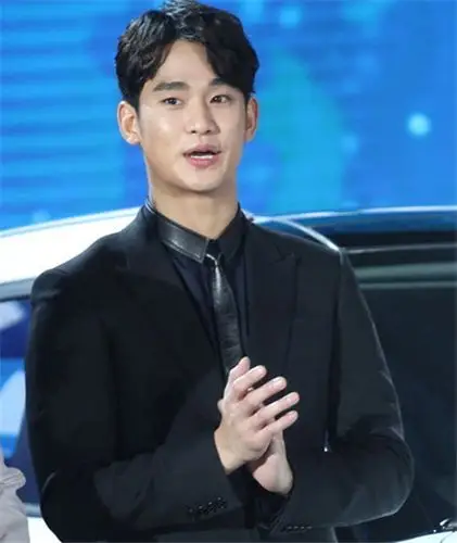 图金秀贤发福照片大曝光身体发福不忍直视