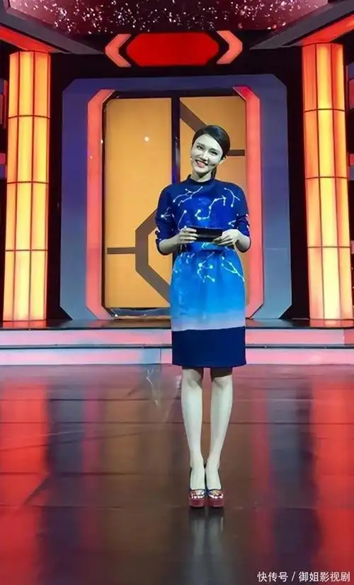 龙洋从湖南走出的央视著名主持人男友在雾中迷路了