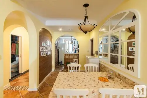 田园餐厅餐桌装修效果图