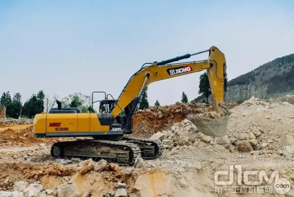 徐工xe380dkmax挖掘机硬核实力派强悍不止一面