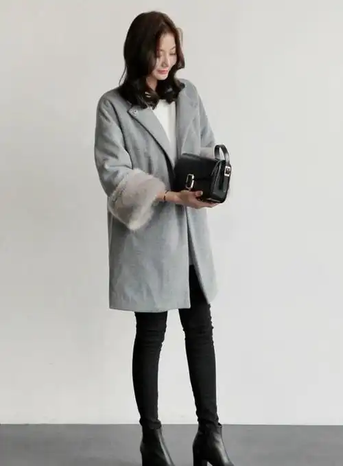 黑色小脚裤灰色上衣最经典搭配莫过于灰黑配如果你选择的上衣是灰色