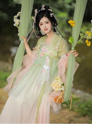 罗集(luoji)汉服成人女夏季齐胸中秋汉服古风素改良唐制抹胸襦裙