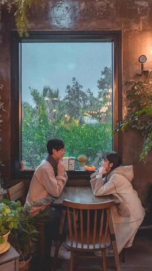 浪漫甜蜜情侣恩爱插画