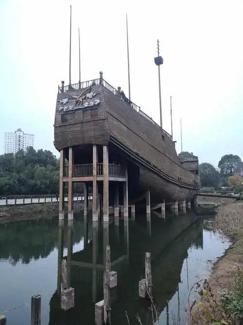 游览南京宝船厂遗址公园