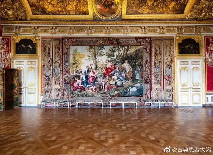 凡尔赛的皇后寝宫经过三年的修复终于再次对外开放