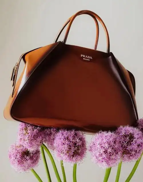 剧情也是真狗血|托特包|手拿包|单肩包|水桶包|givenchy_网易订阅