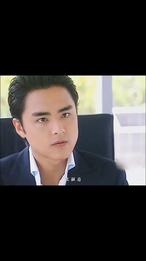 还记得小时候在《王子变青蛙》当中为我们带来的单均昊,现在回想起来