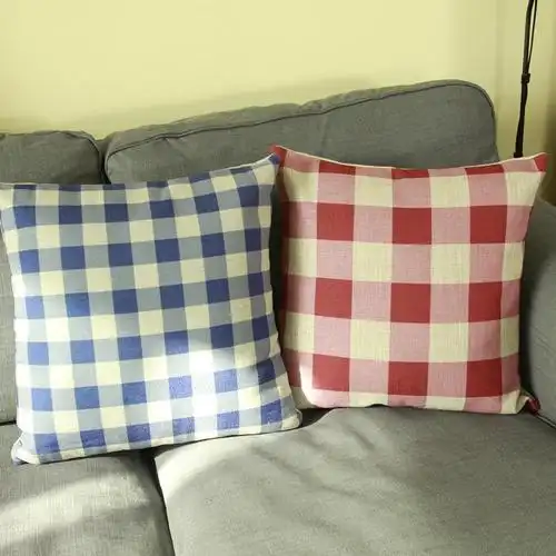 格子棉麻抱枕办公室靠垫沙发靠枕汽车午睡枕礼物圣诞