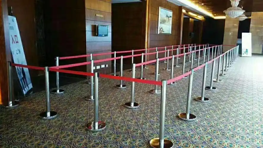 金色礼宾栏租赁,各种隔离带租赁 蒂耀 一米