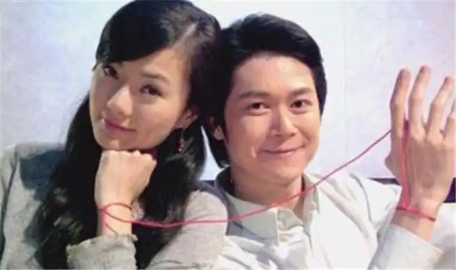 王灿的老婆叫什么 真的和方子萱结婚?