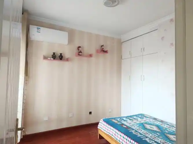 精装2室翠湖庄园有钥匙看空调两卧室都有冰箱洗衣机全