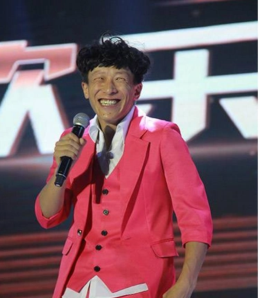 小超越参加联合春晚彩排 称师傅赵本山比我身体还好呢(5)