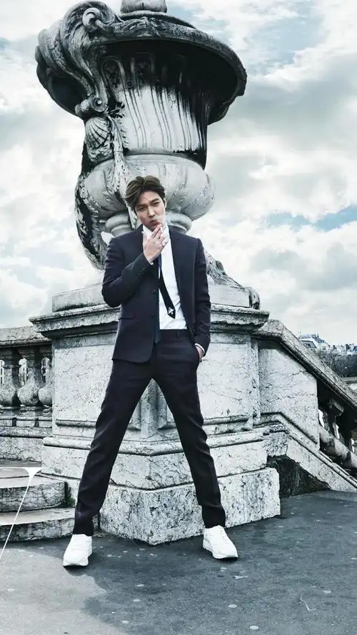 帅气王子李敏镐时尚写真