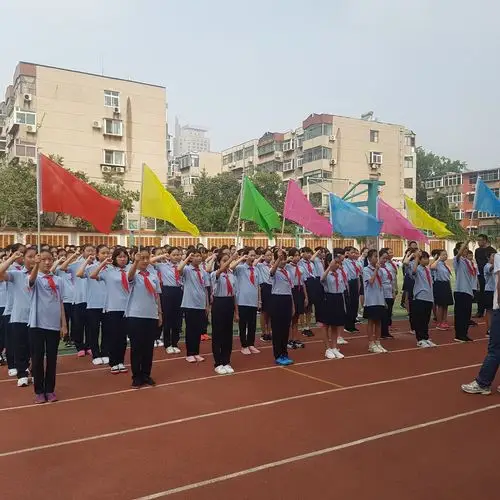 育英中学2018级军训第一天