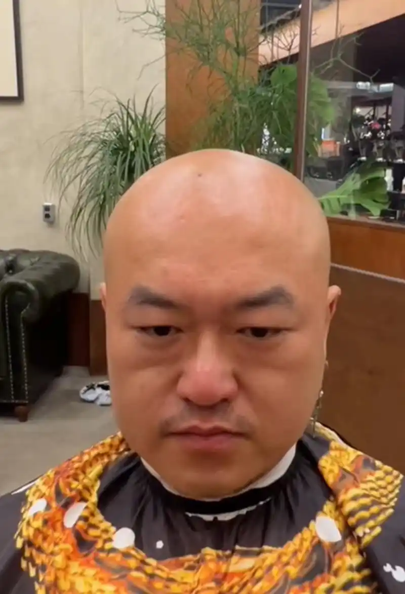 论光头的可塑性,为发型奉献