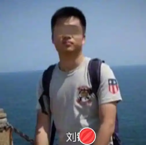 刘瑞家负责首付,只需要陆漾承担装修费用,但同时他们提出房子必须只写