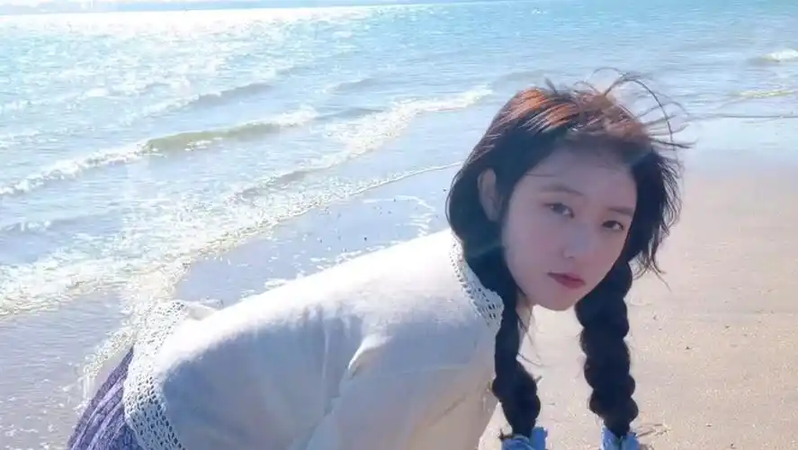 佘颖欣抖音日常