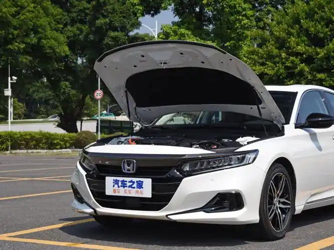 广汽本田 雅阁 2022款 锐·混动 2.0l 幻夜·锐尊版