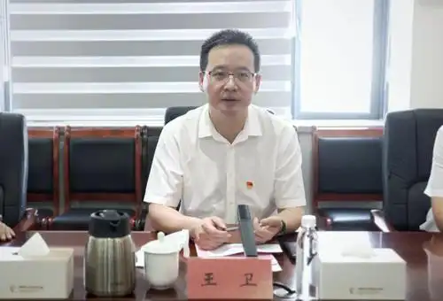 区委书记王卫到龙华公安分局调研指导政法队伍教育整顿工作