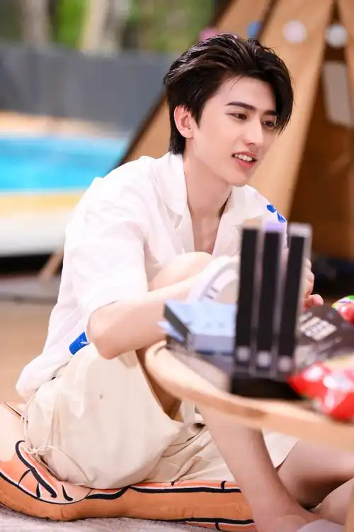 奔跑吧蔡徐坤##蔡徐坤2021个人巡回演唱会