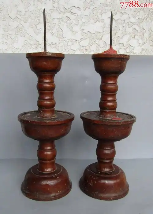 八十年代木制大烛台一对