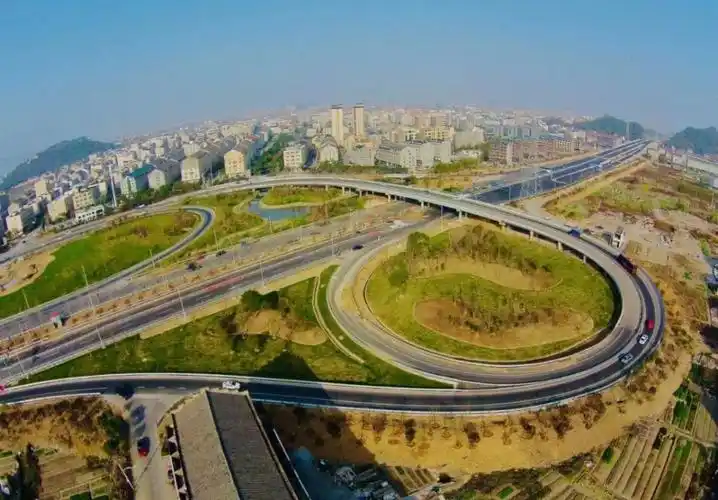 温岭这几处路段要严管了!这些车辆禁止通行_腾讯新闻