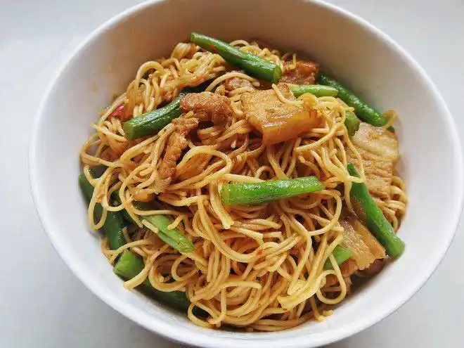 二十分钟简单好做的卤面条味道太美了吃一碗又想吃