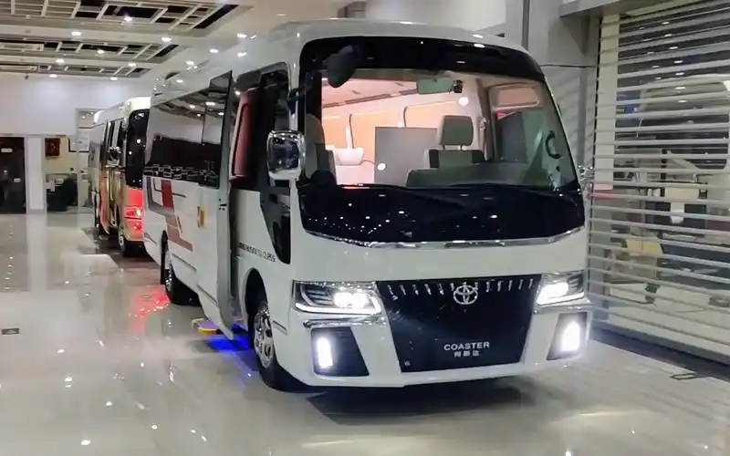 现代企业的必备车型丰田考斯特10座商务定制款