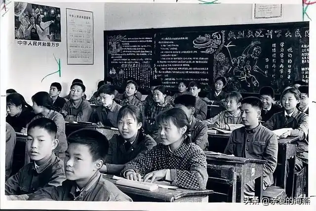 60,70,80后,那些年你读书时的老照片,还记得你上学时的样子吗