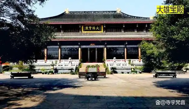 朝拜峨眉山的第一门户——大佛禅院