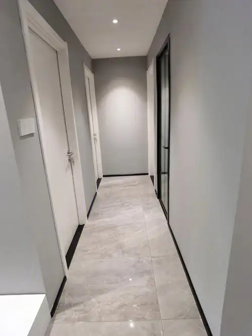 白门白框黑踢脚线分享