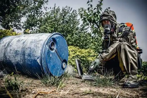 迎险而上直击防化兵训练现场