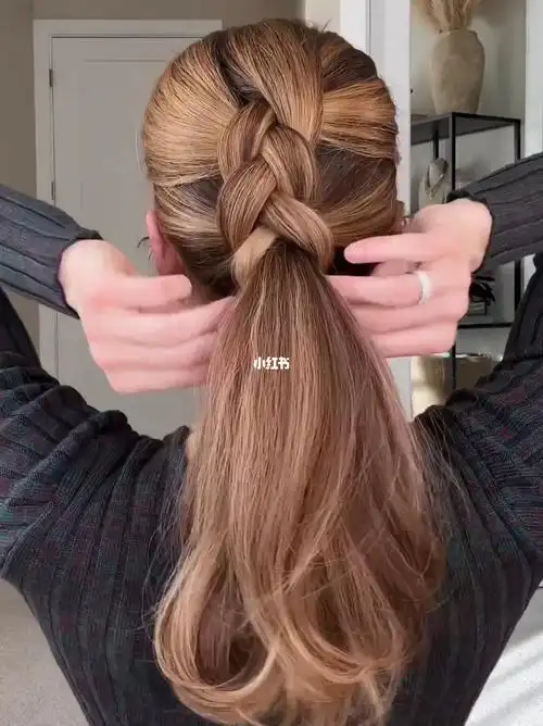 低马尾编发  #低马尾教程  #低马尾辫  #上班发型  #上班族发型