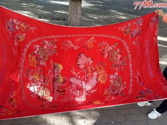 怀旧收藏八十年代老丝绸被面鸳鸯花朵图案尺寸190150cm