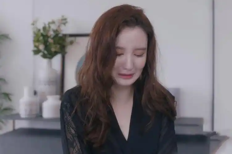 女明星都这么刚吗安家张萌发布视频回应内涵张檬整容