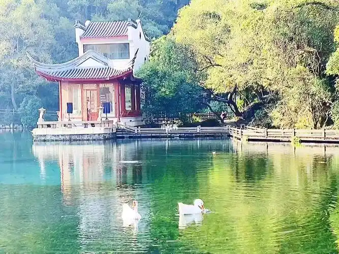 江苏南京珍珠泉公园