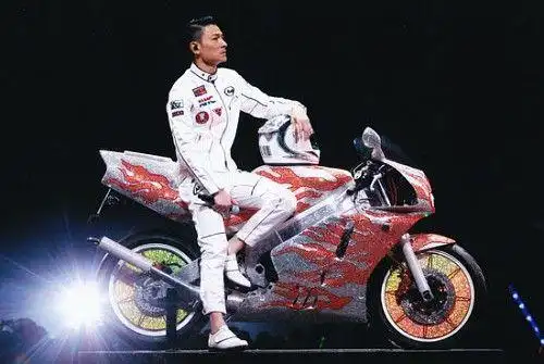 评论:刘德华,忘不了的时代传奇