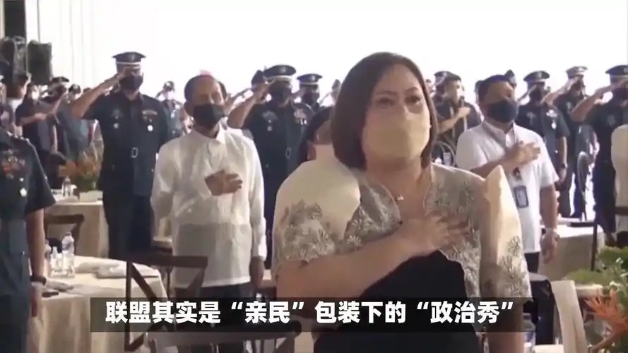 菲律宾海上政治小丑被中国海警礼貌"劝返",既有喇叭"温馨提示"也有水