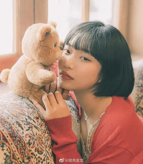 文艺范女生短发,清纯又迷人!