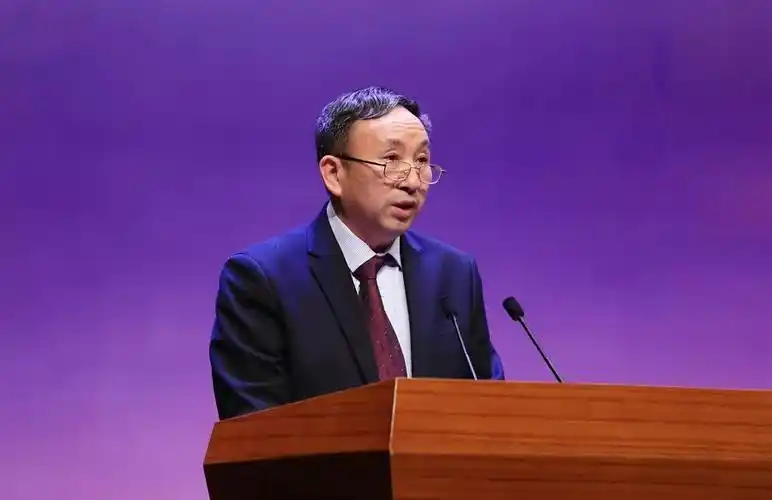 吉林省委书记景俊海到吉林大学作大学生创业就业宣讲报告