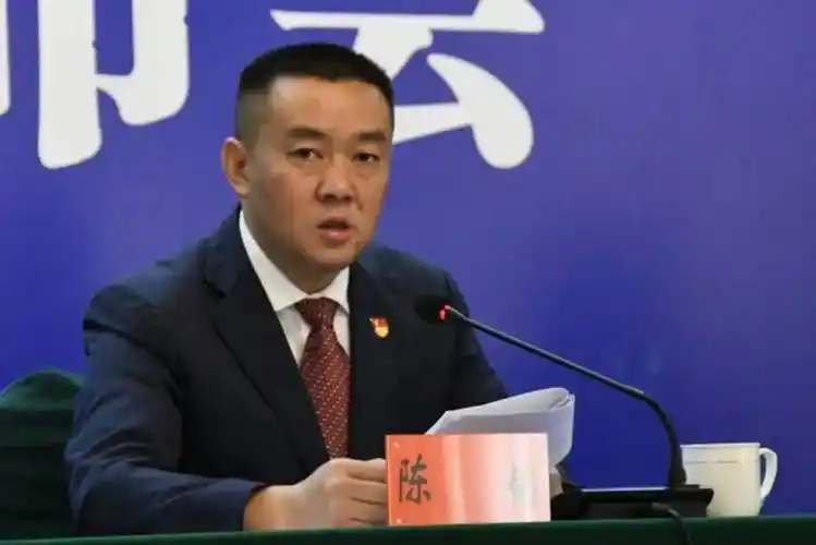 新闻发布下面依次进行:请永善县人民政府县长陈韬作发布,谢谢.